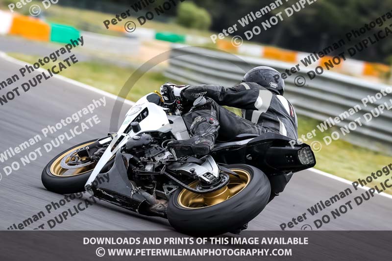 estoril;event digital images;motorbikes;no limits;peter wileman photography;portugal;trackday;trackday digital images